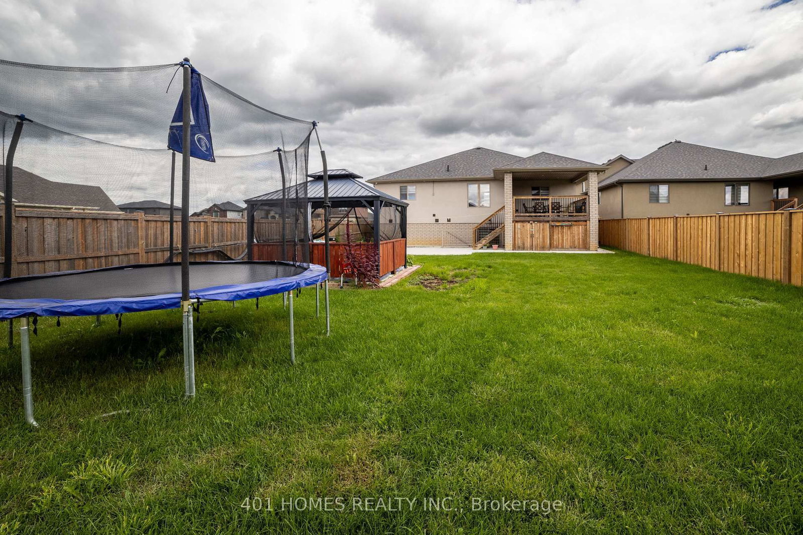 Listing Image 38
