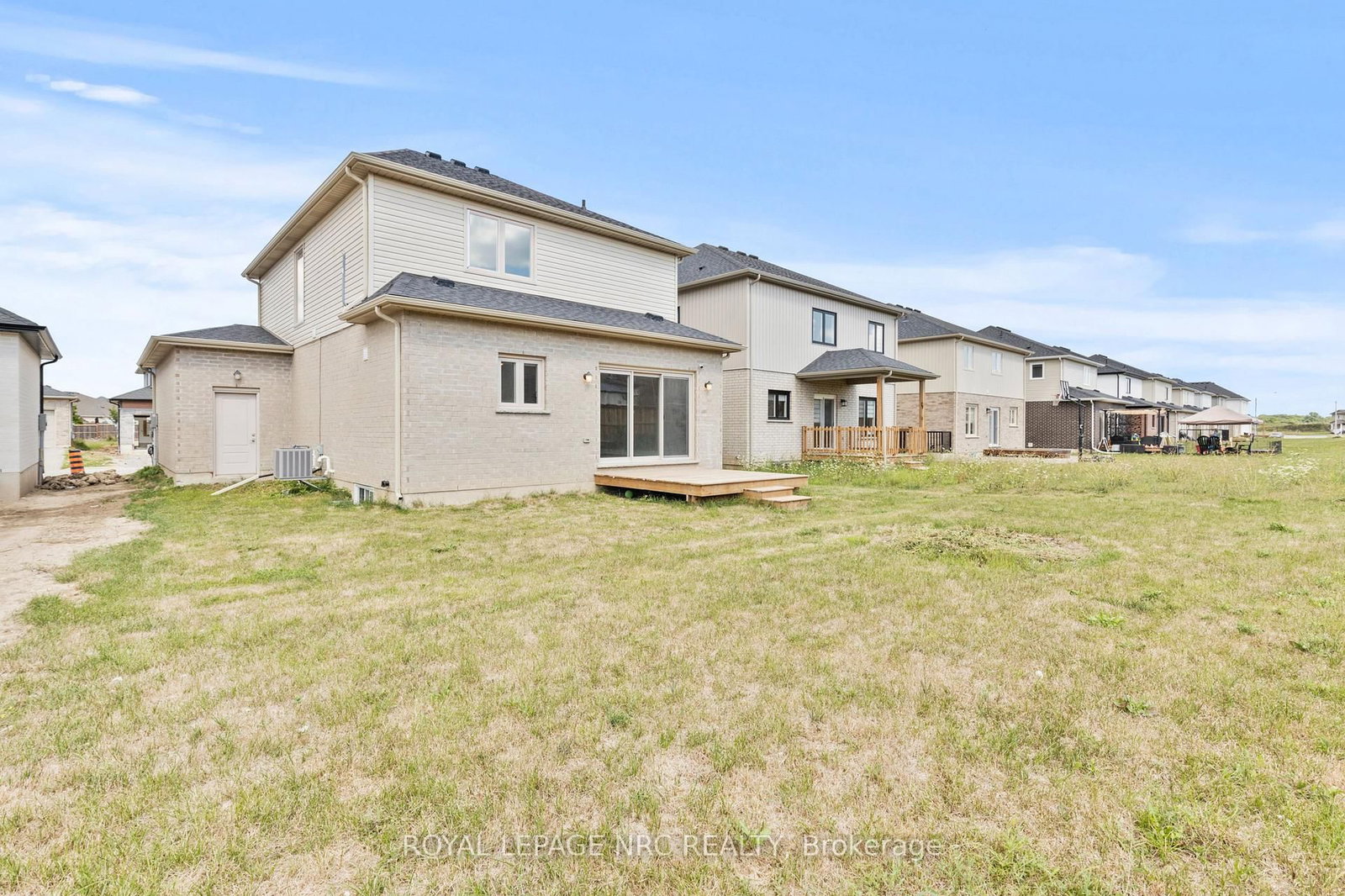 Listing Image 41