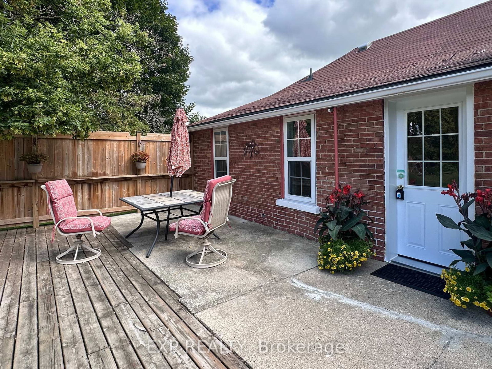 Listing Image 25