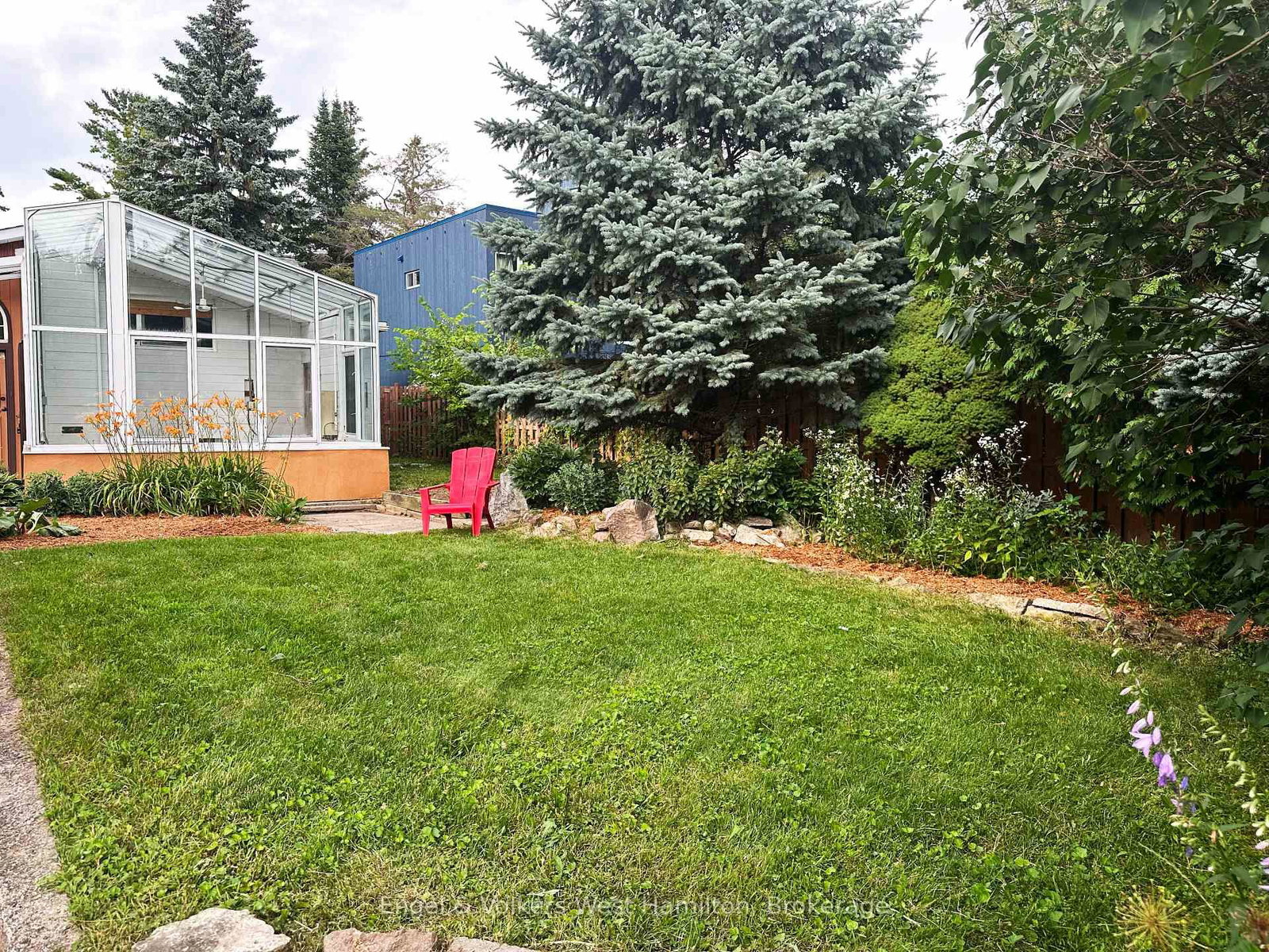Listing Image 18