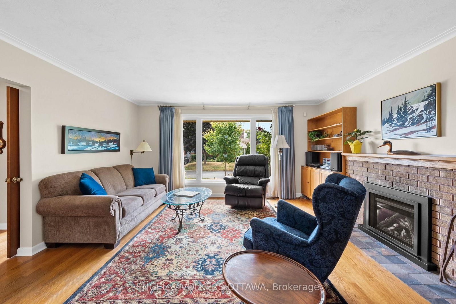 Listing Image 6