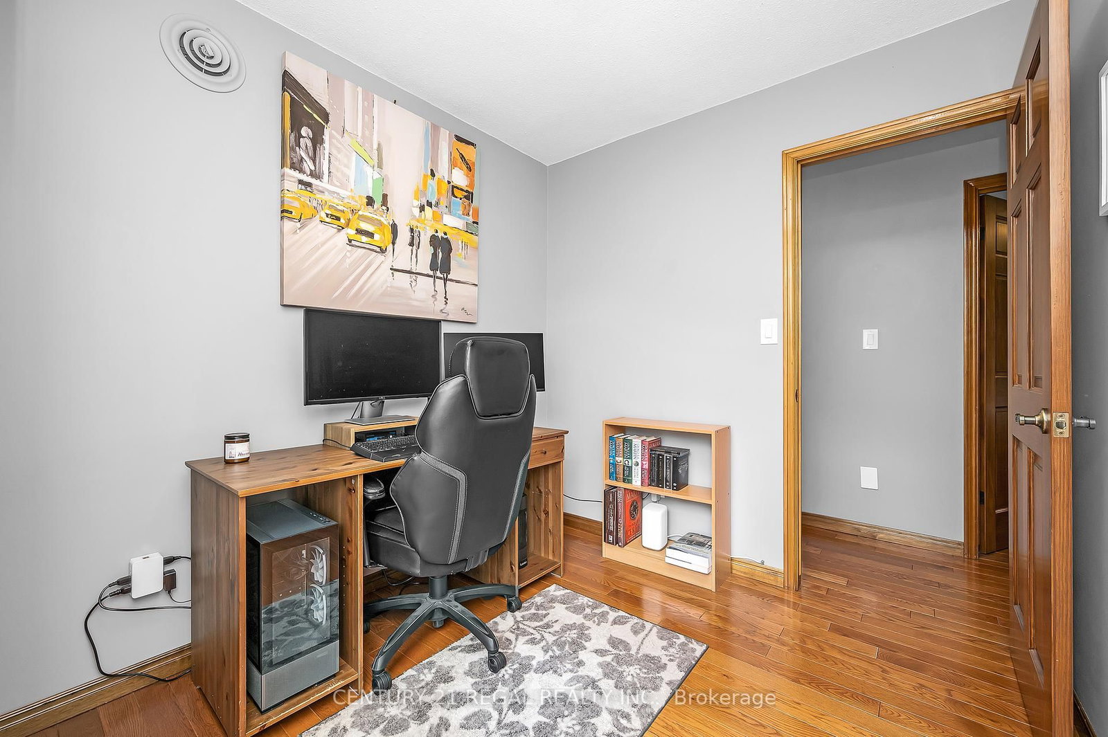 Listing Image 17