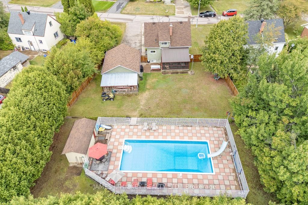 Listing Image 40