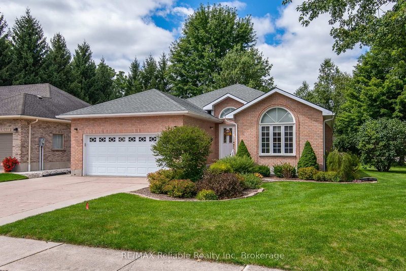 61 Church St, Huron East, N0K 1W0 | Image 2