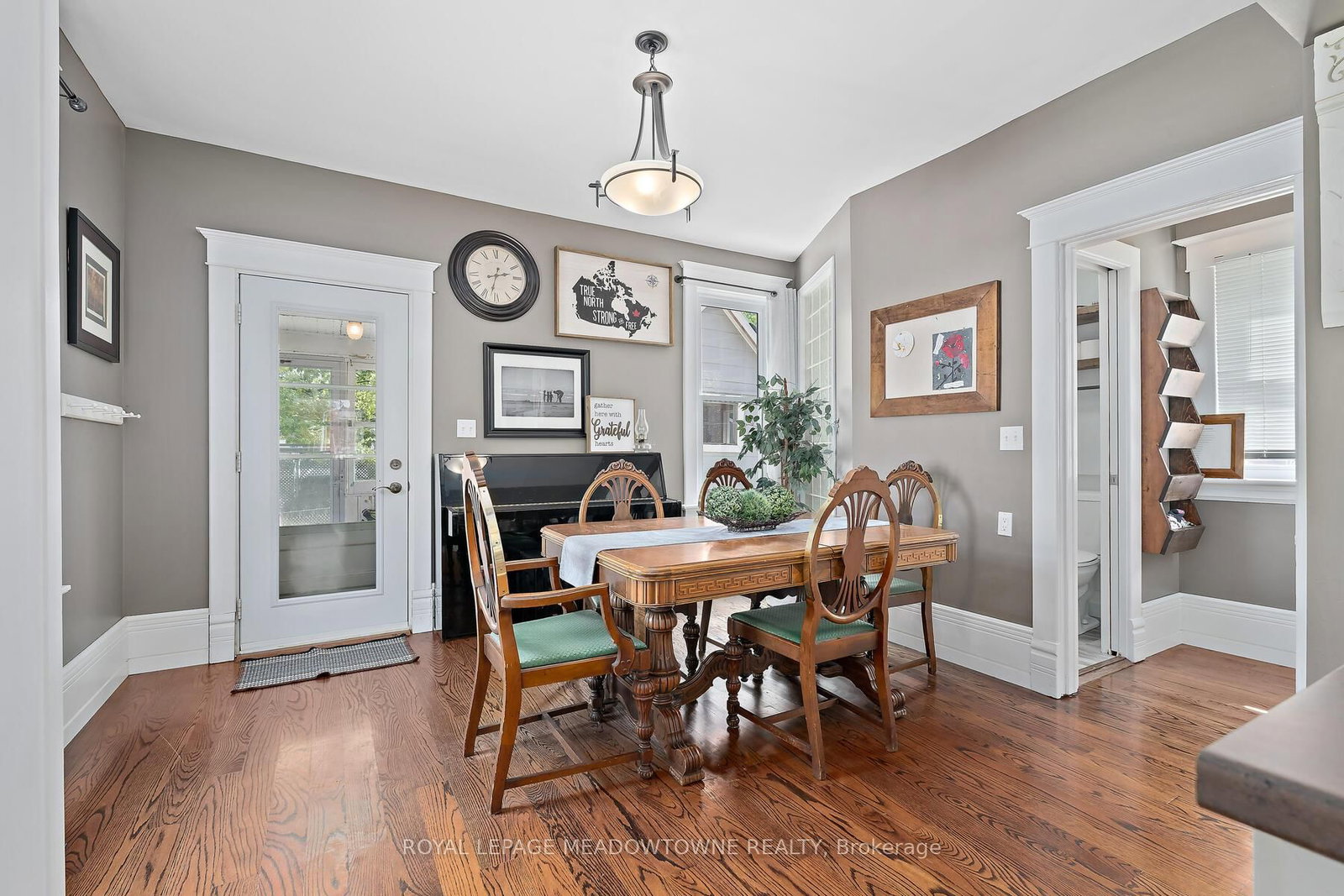 Listing Image 15