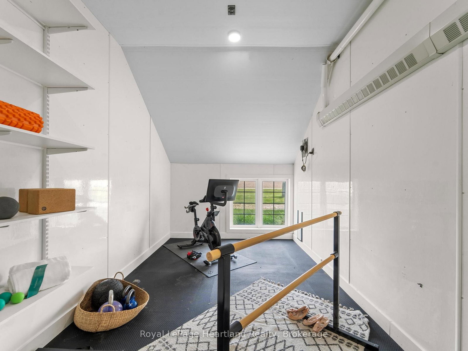 Listing Image 32