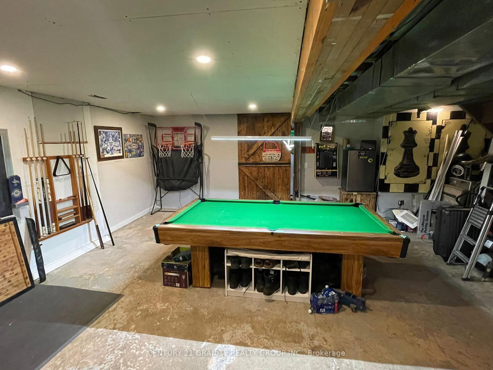 Listing Image 24