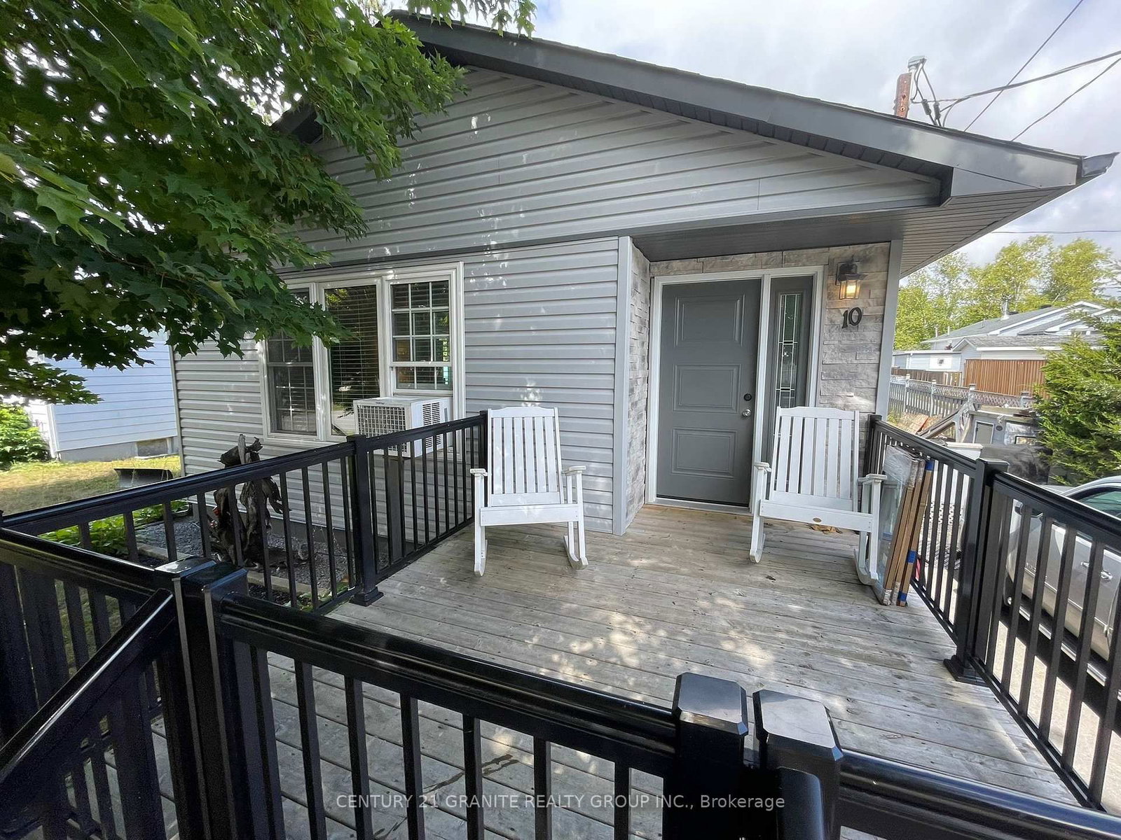 Listing Image 5