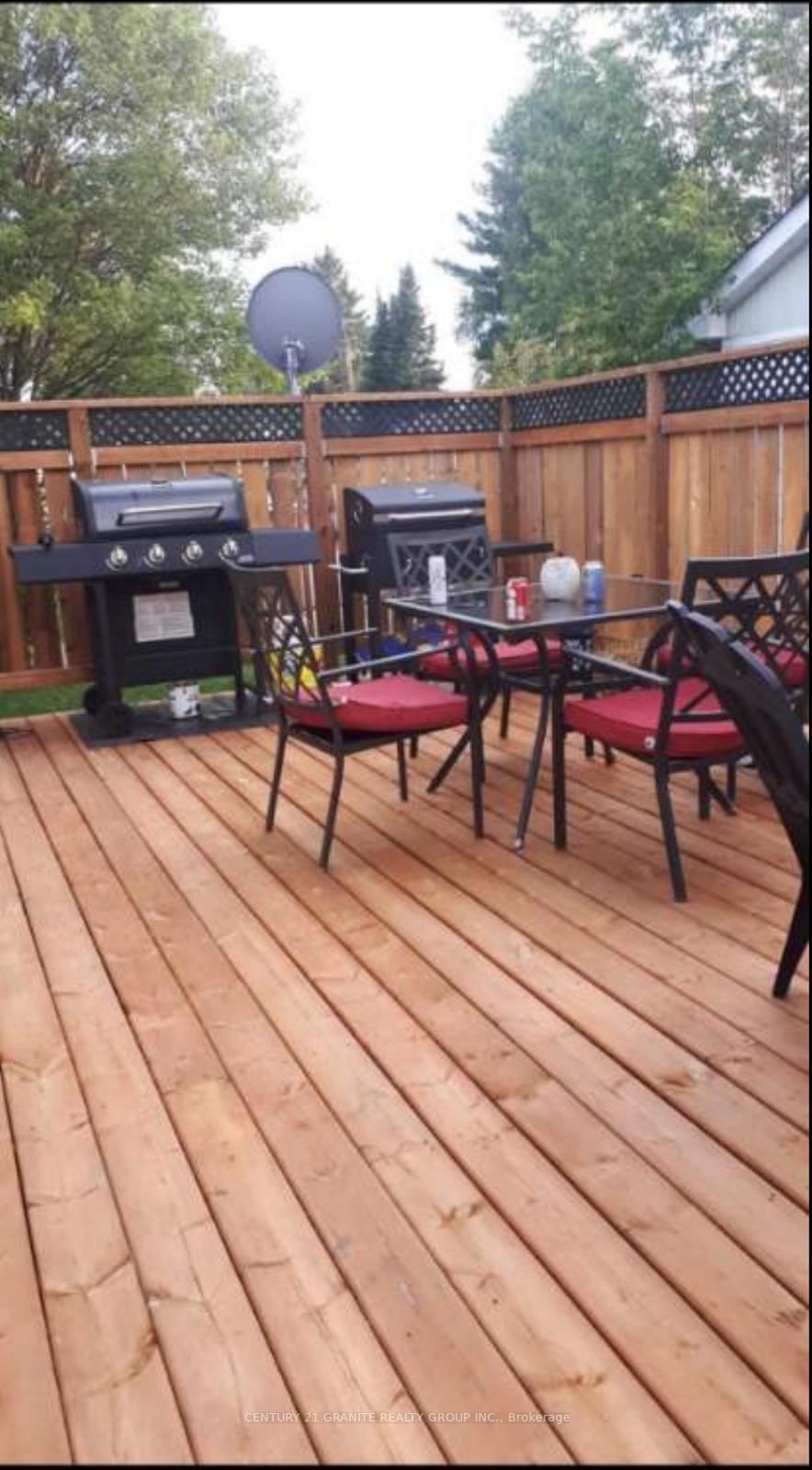 Listing Image 8