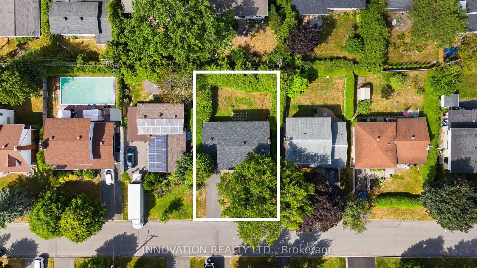 Detached House sold at 1867 Dorset Drive, Ottawa, Ontario, K1H 5T9 - Playfair Park - MLS: X12371652
