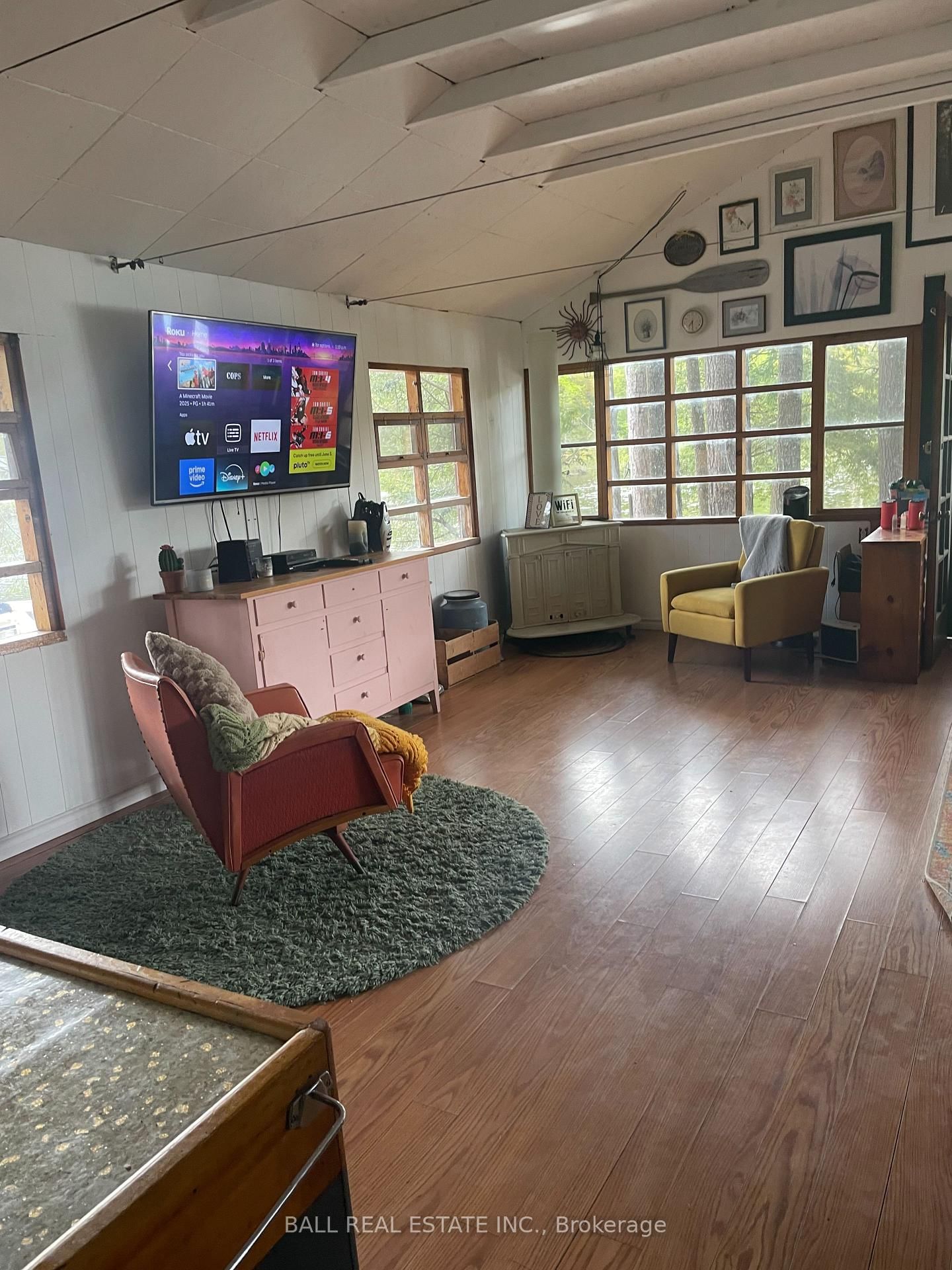 Listing Image 18