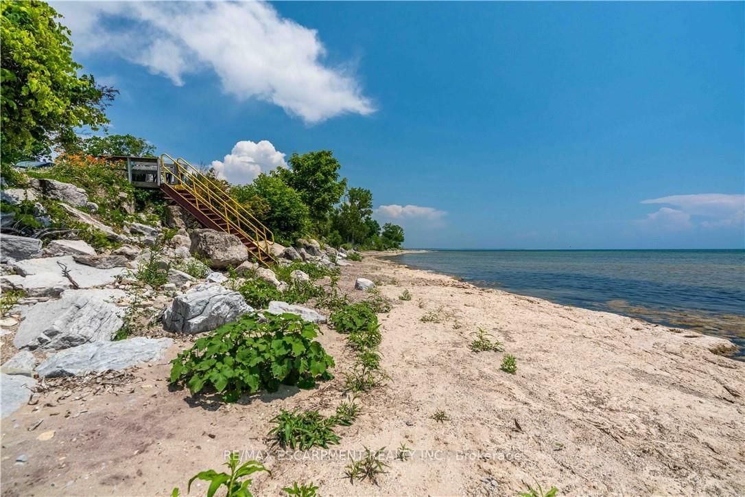 Listing Image 41