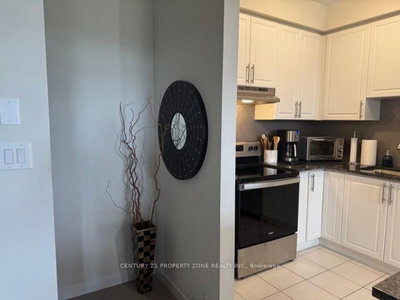Unit 64 — 590 North Service Road — more photos