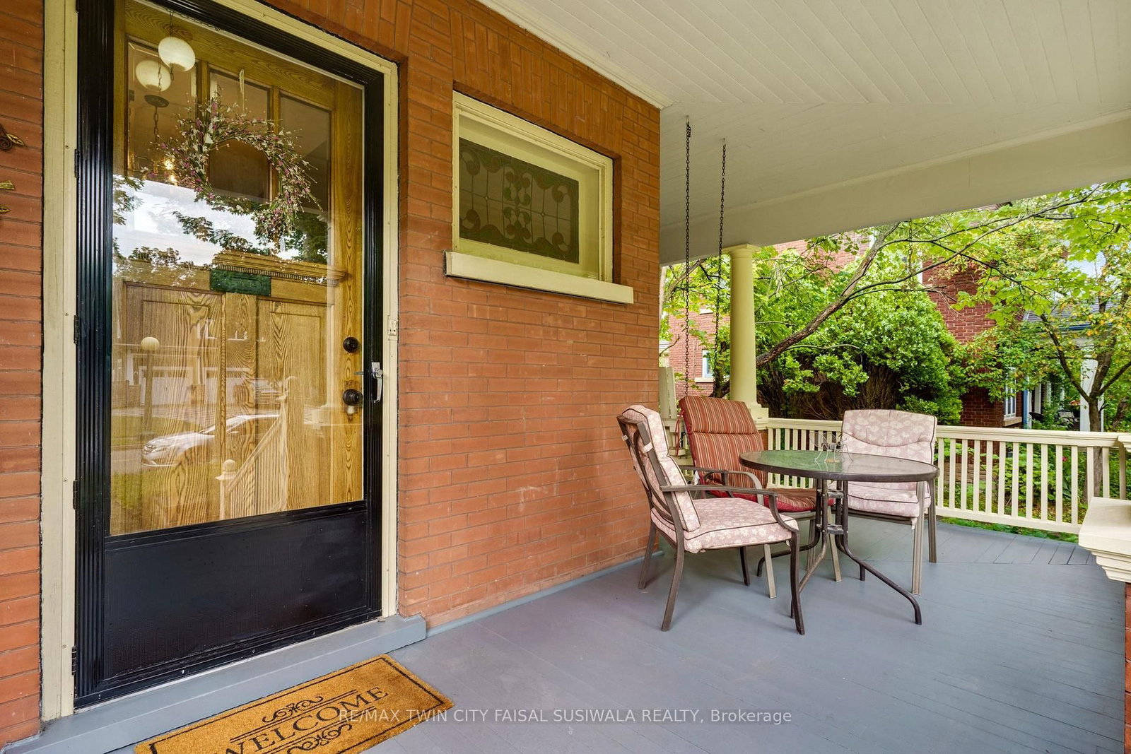 Listing Image 5