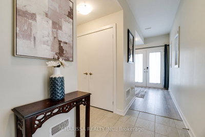 Unit 98 — 590 North Service Road — more photos