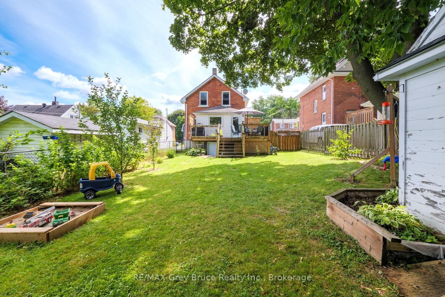 Listing Image 40