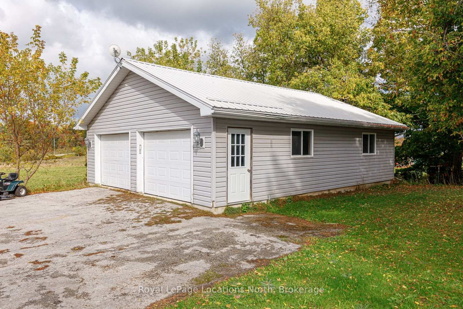Listing Image 17
