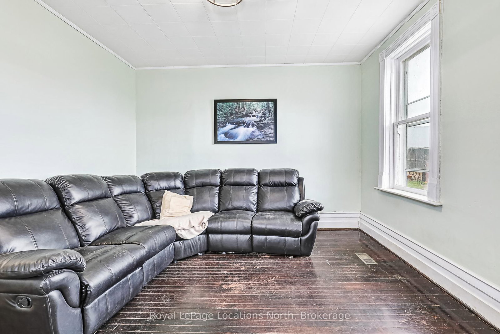 Listing Image 30