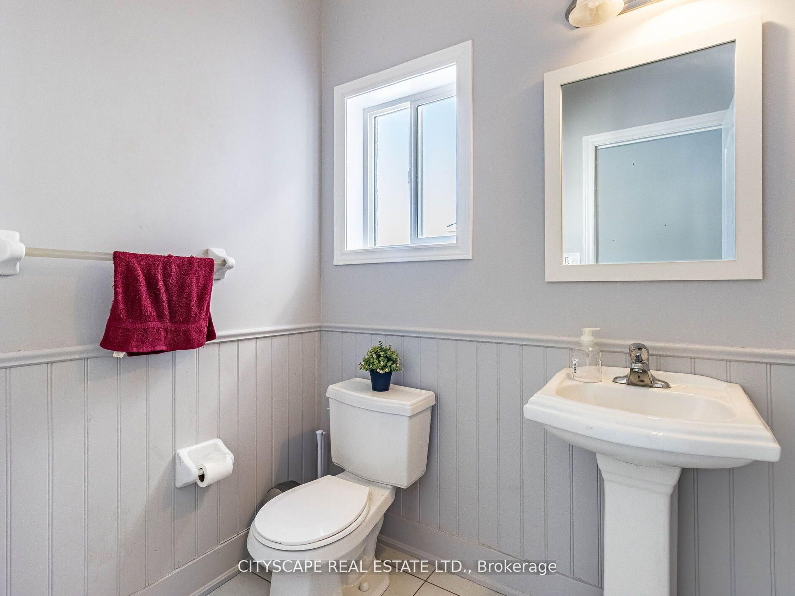 Listing Image 3