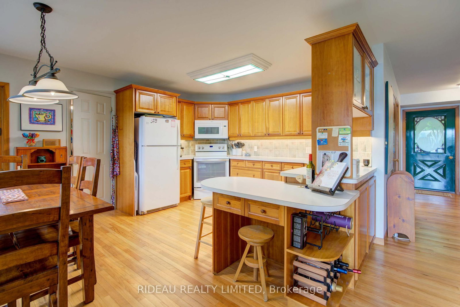 Listing Image 21