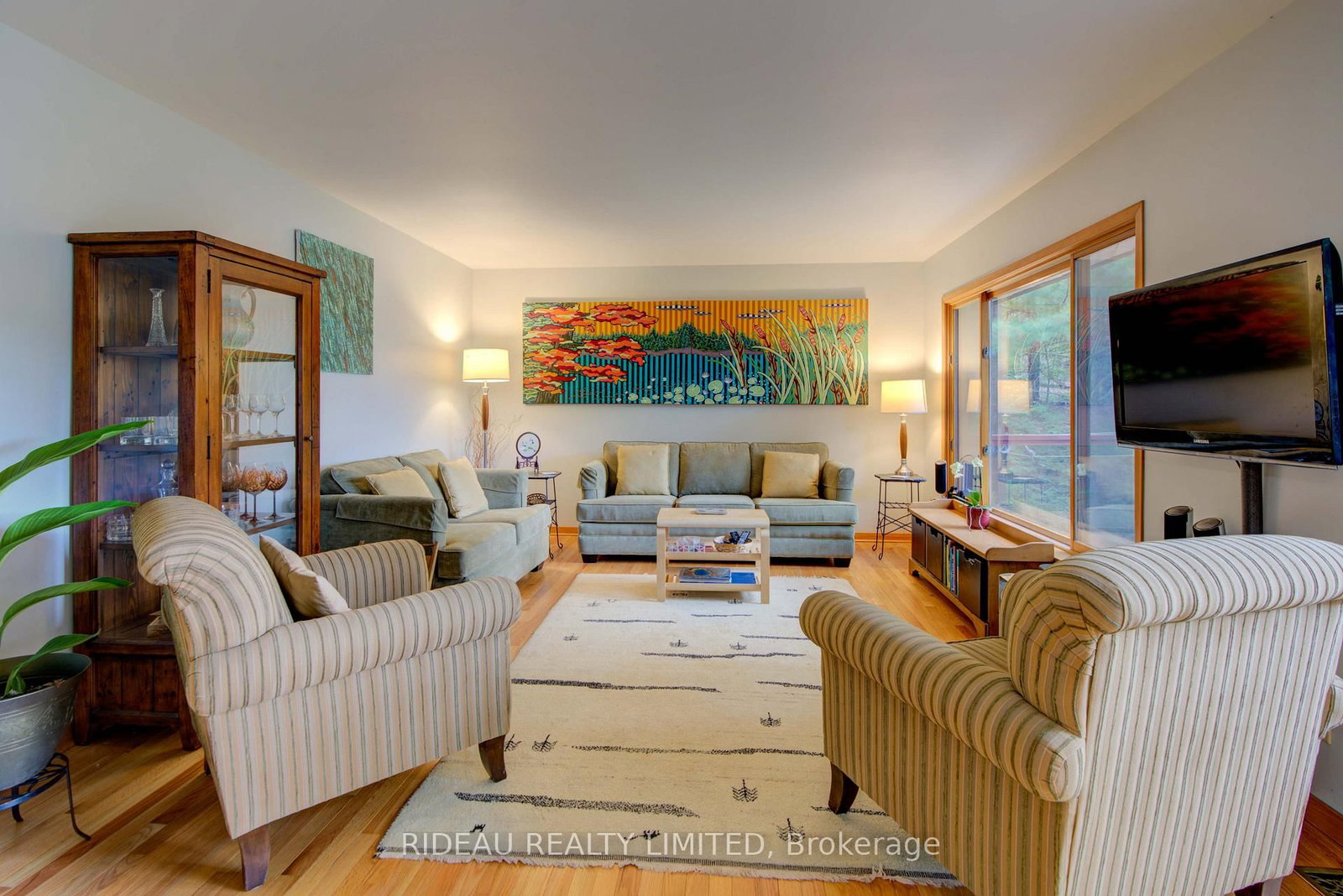 Listing Image 22