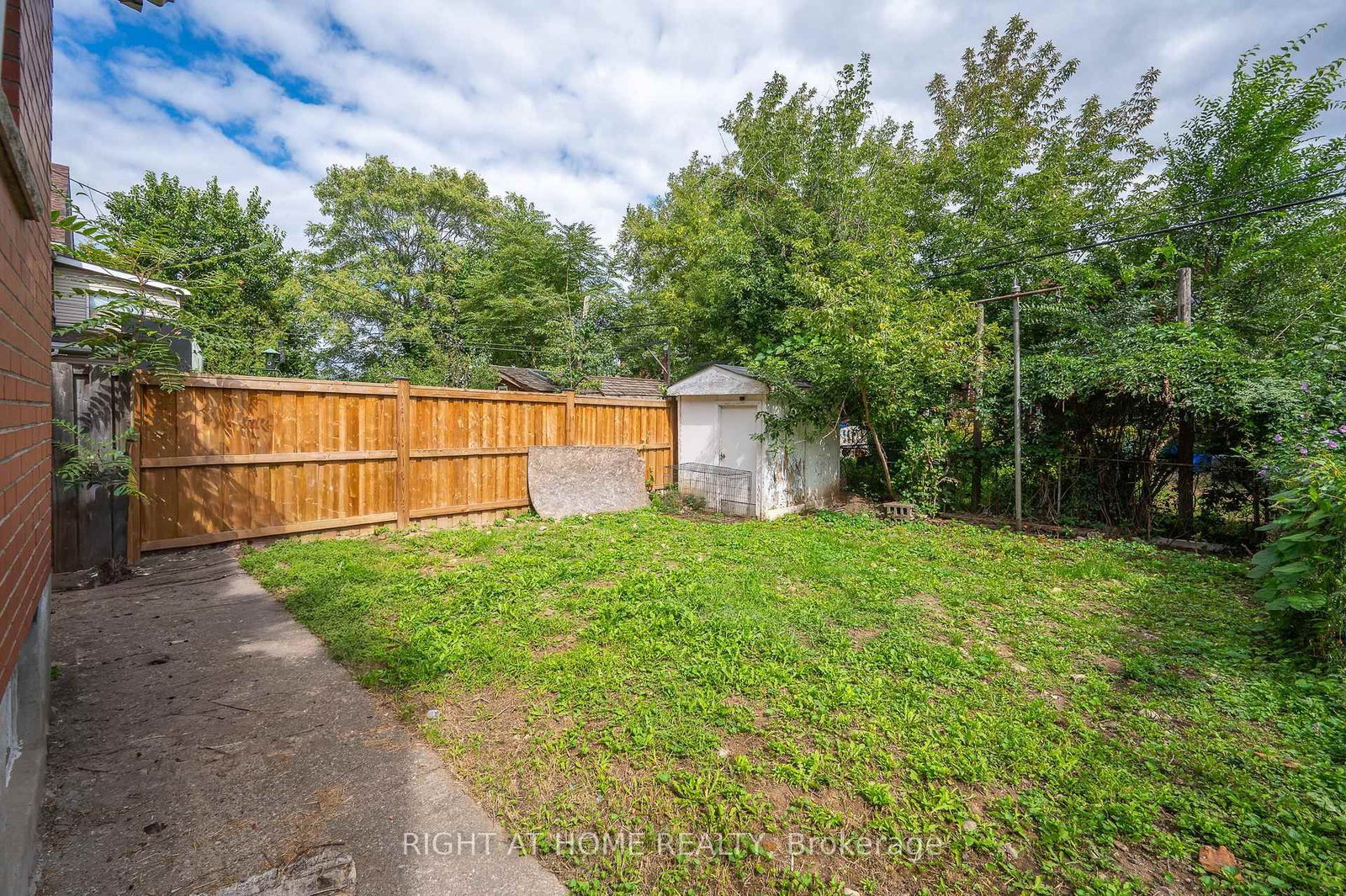 Listing Image 42