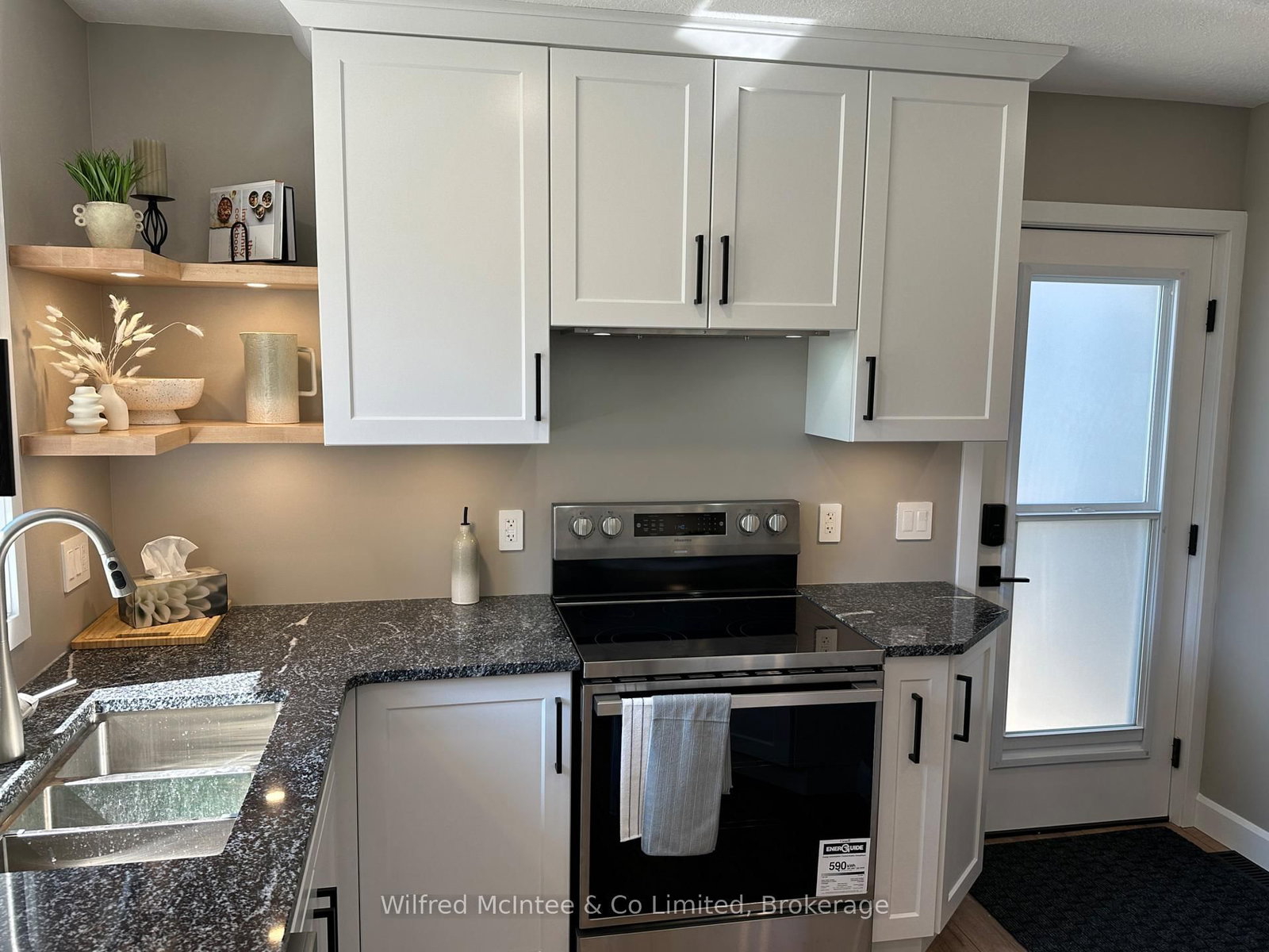 Listing Image 10