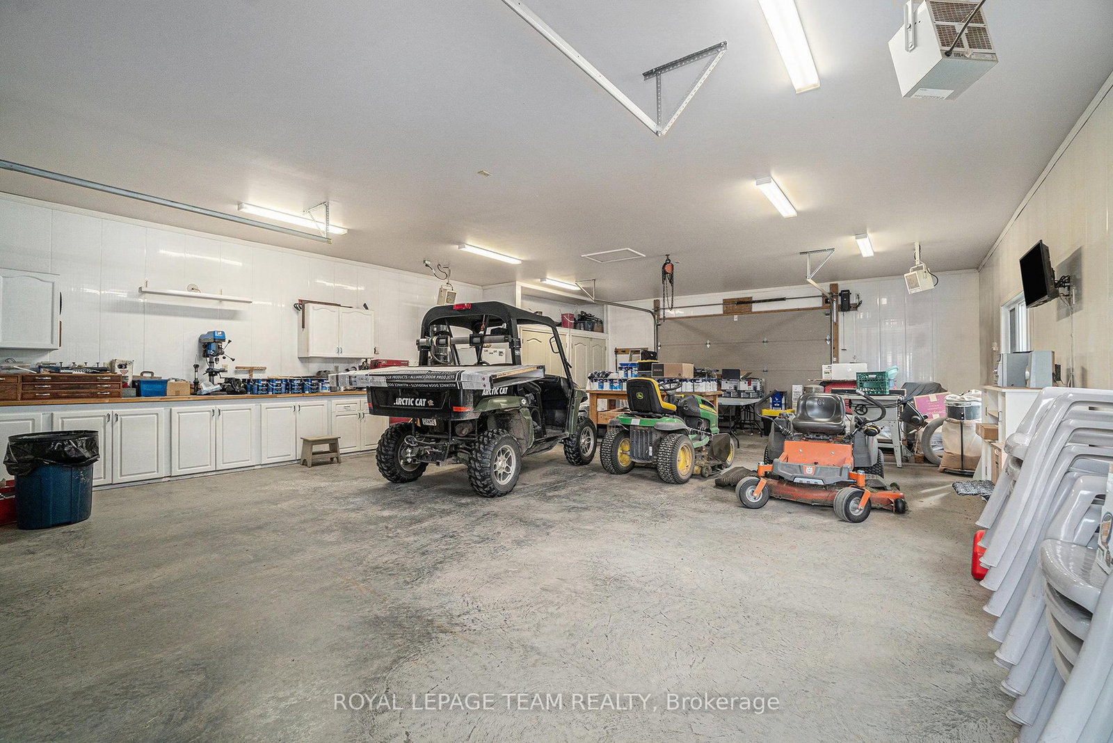 Listing Image 33