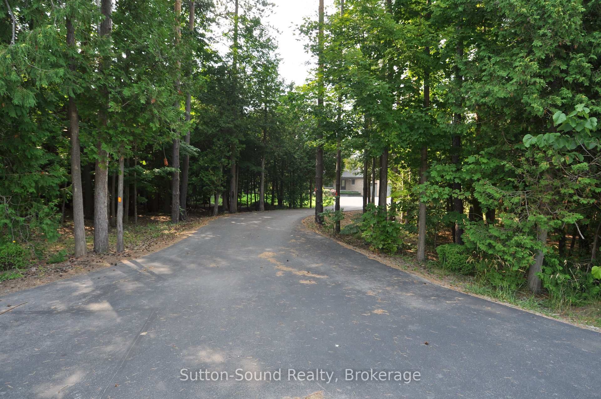 318760 Grey Road 1
