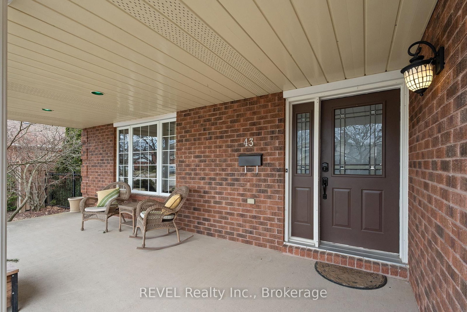 Listing Image 44