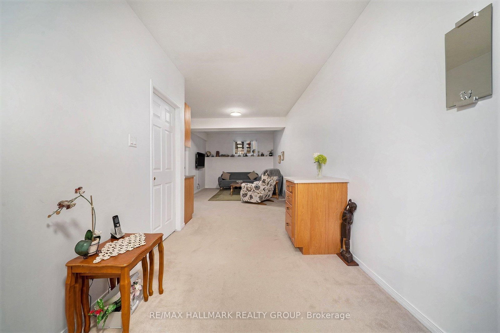 Listing Image 28