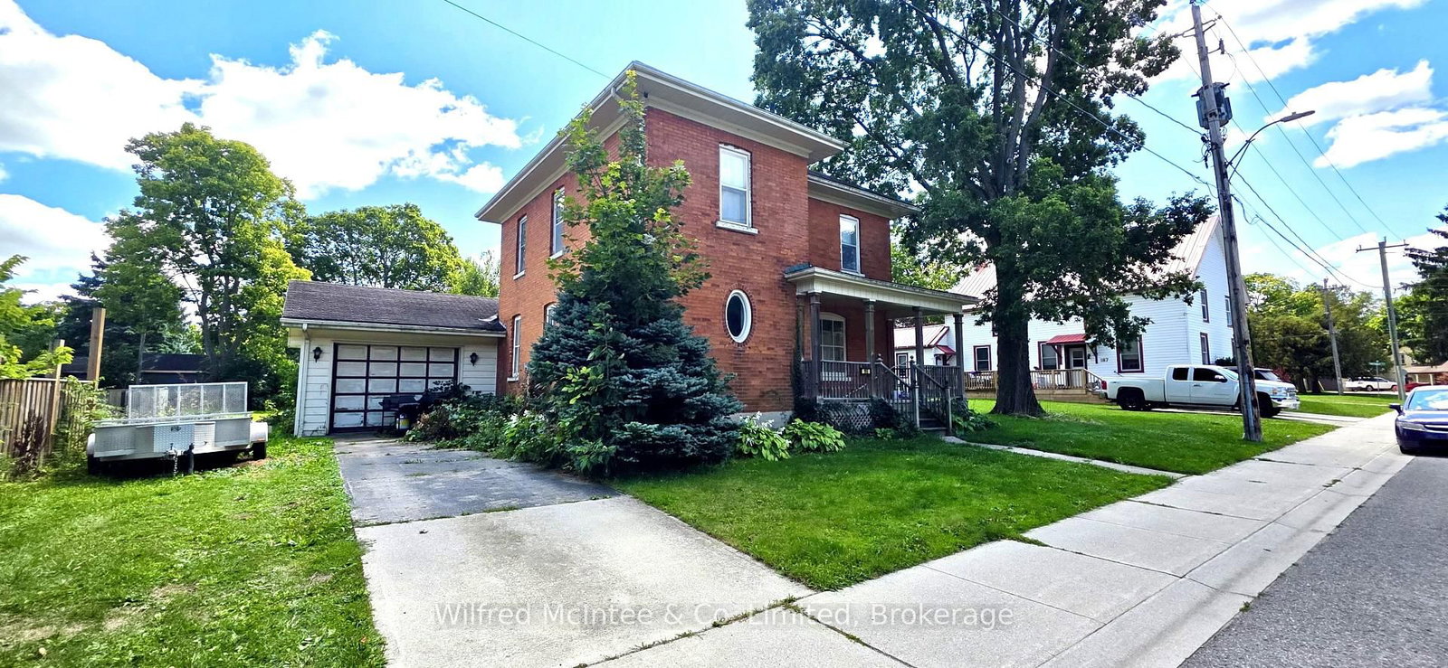 Listing photo 2