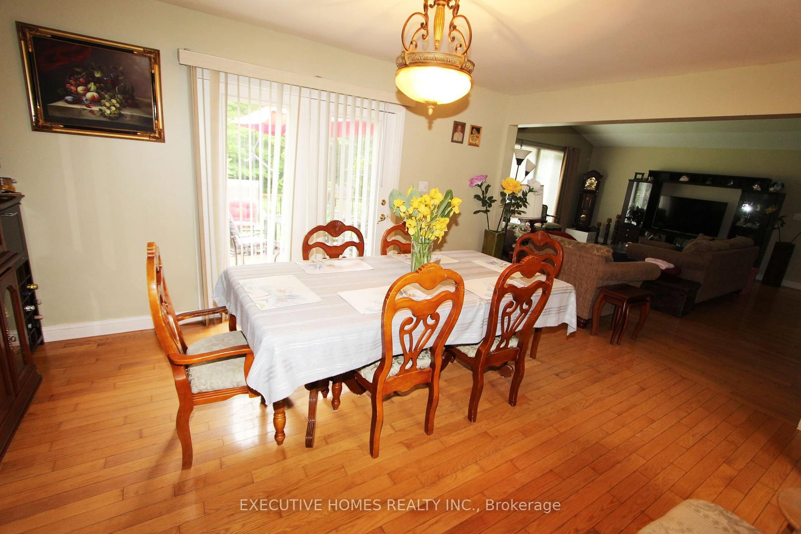 Listing Image 15