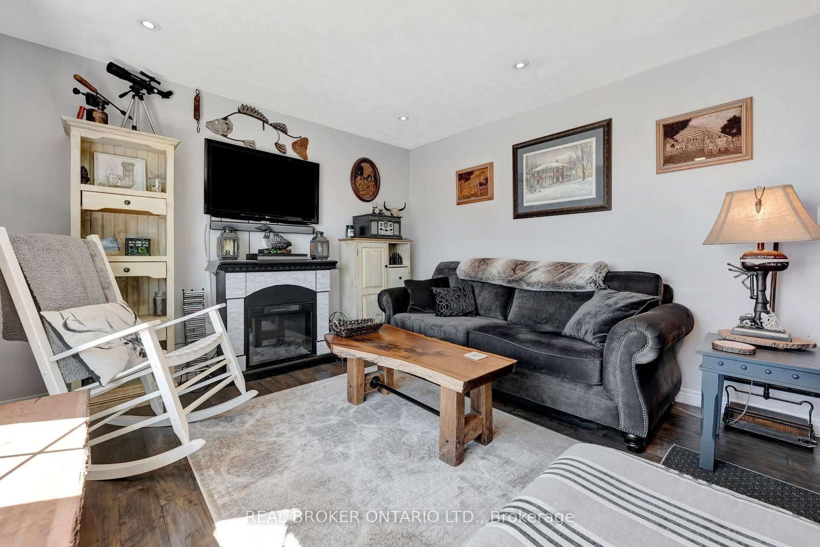 Listing Image 22