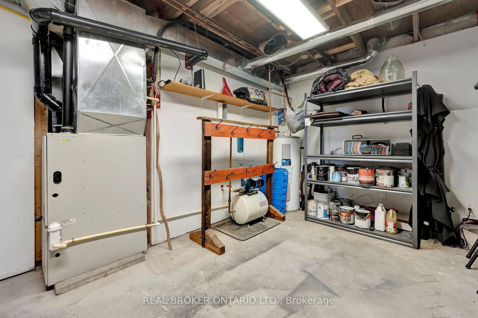 Listing Image 43