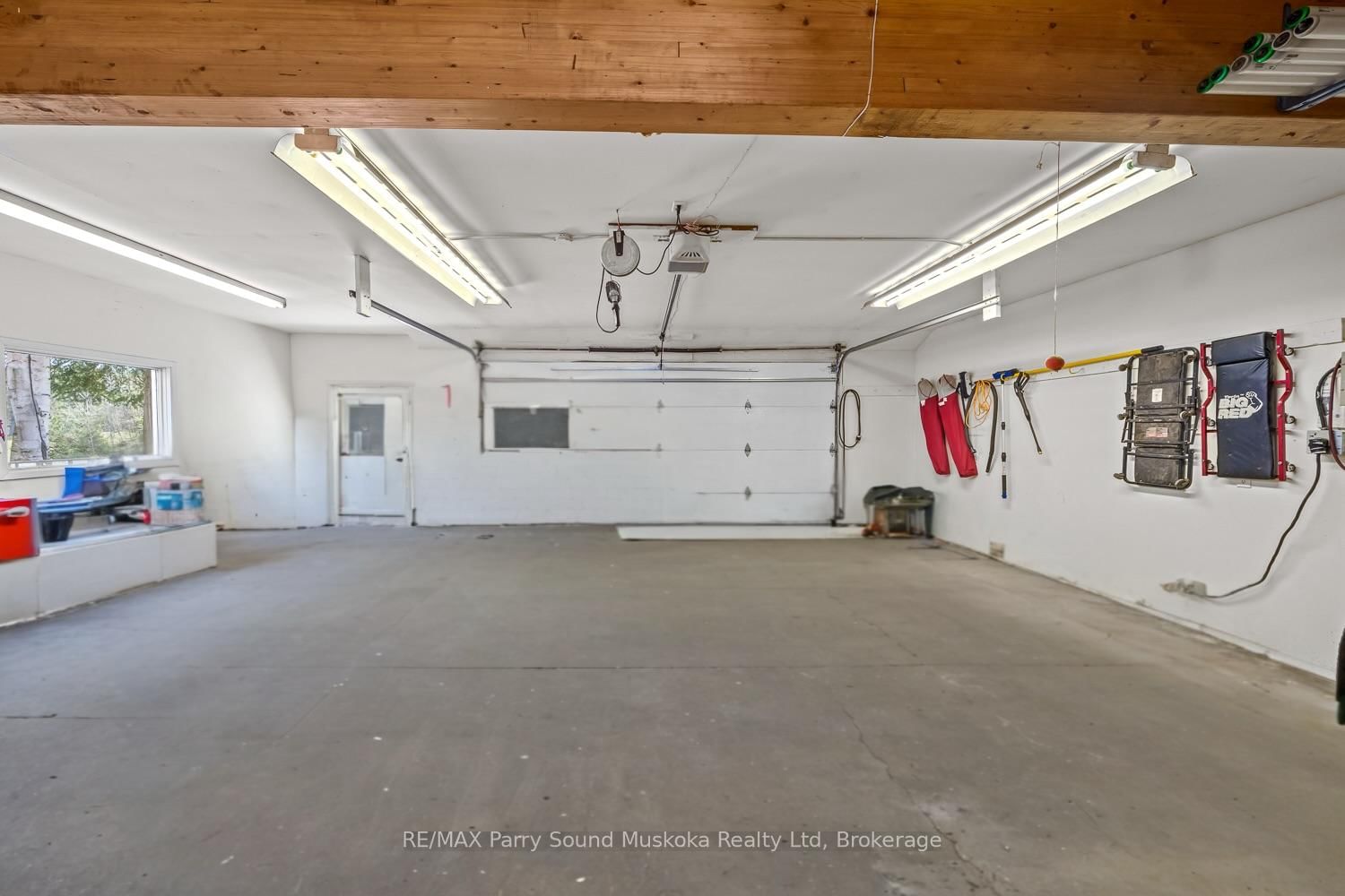 Listing Image 47