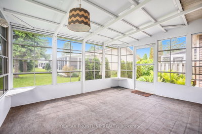 10 Bathurst Road — photo 4