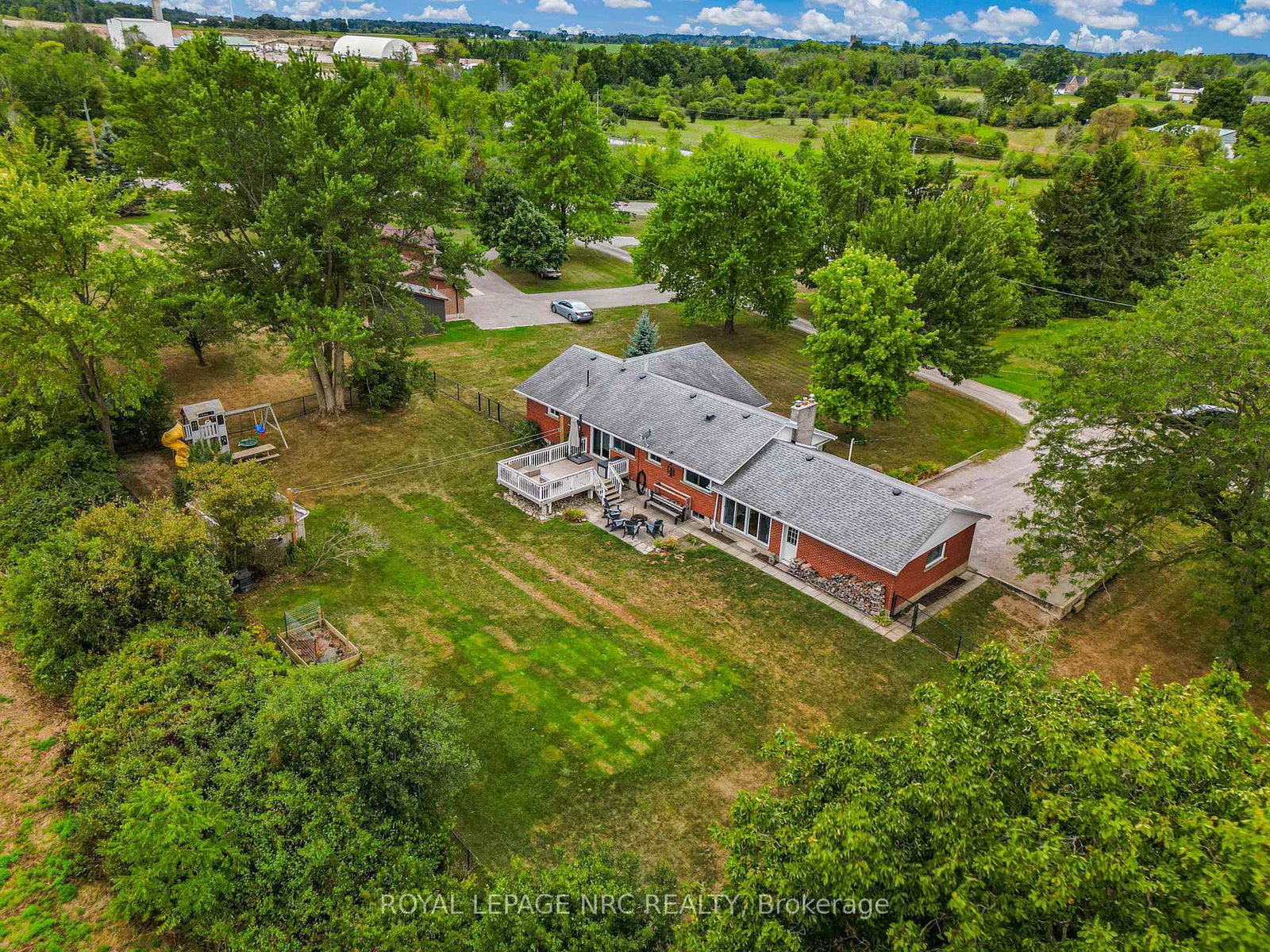 Listing Image 37