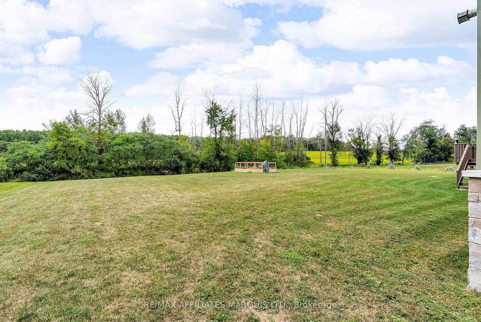 Listing Image 42