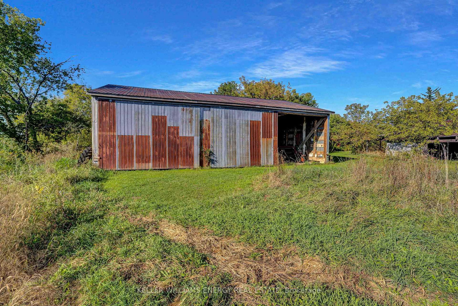 Listing Image 10
