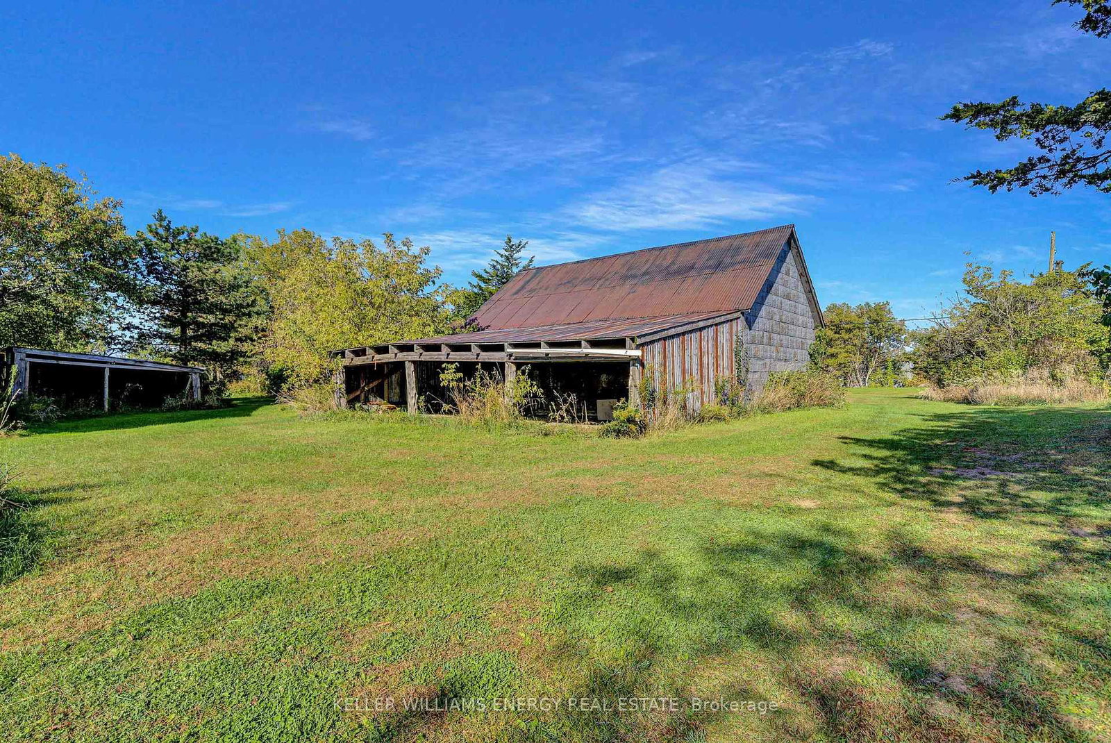 Listing Image 6