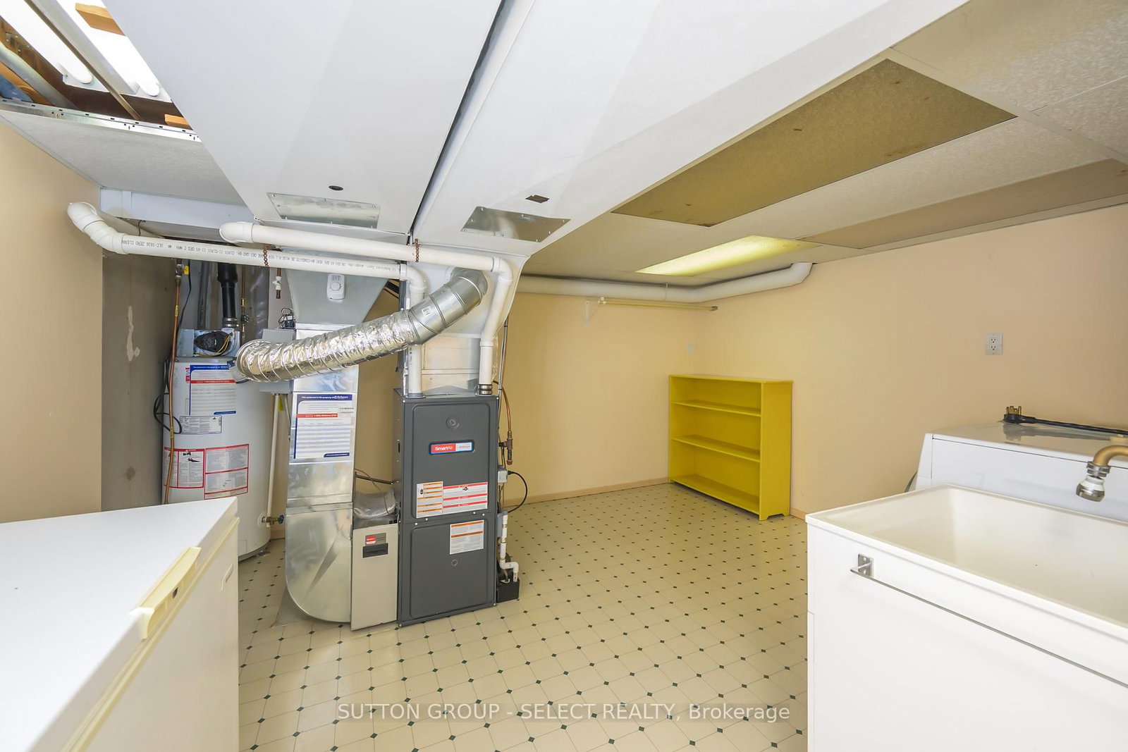 Listing Image 35