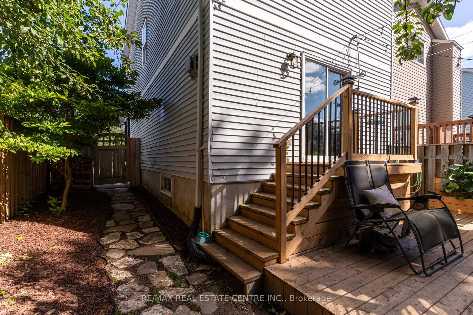 Listing Image 17