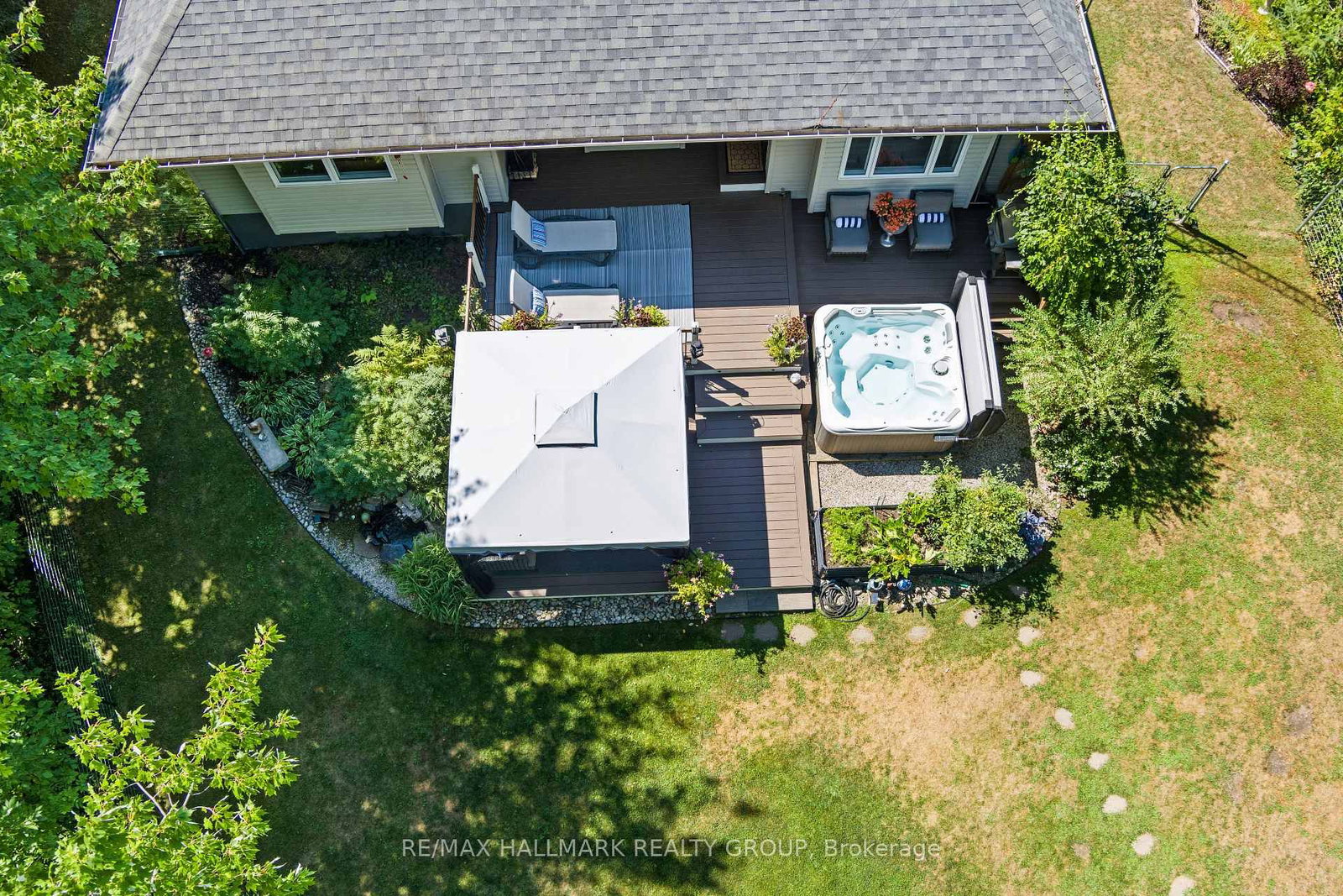 Listing Image 40