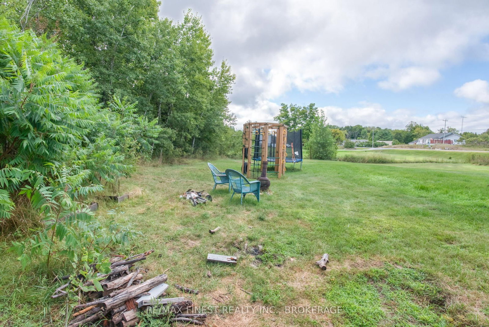 Listing Image 29