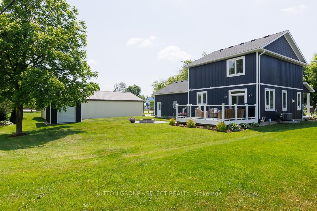 Detached House sold at 51200 CENTRE Street, Malahide, Ontario, N0L 2J0 - Springfield - MLS: X12373476