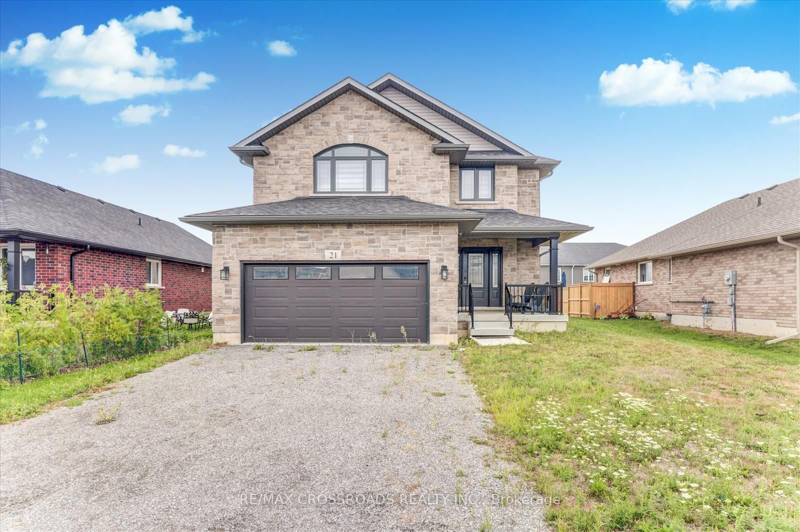 Listing Image 1
