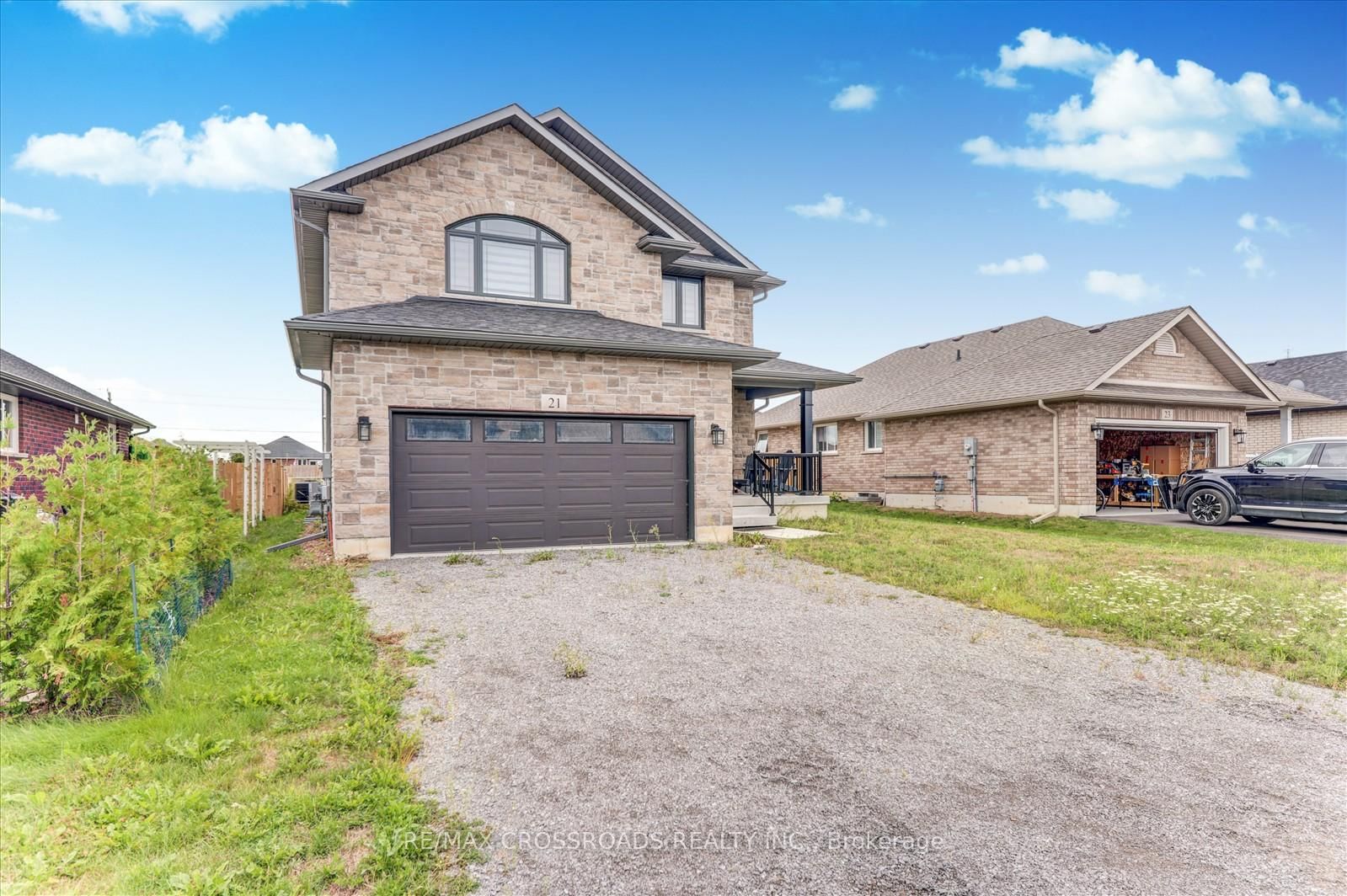Listing Image 3