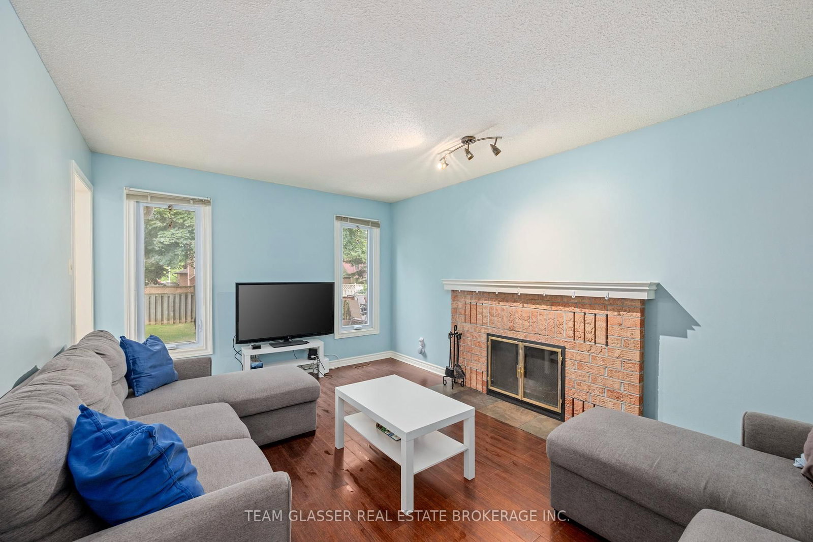 Listing Image 14