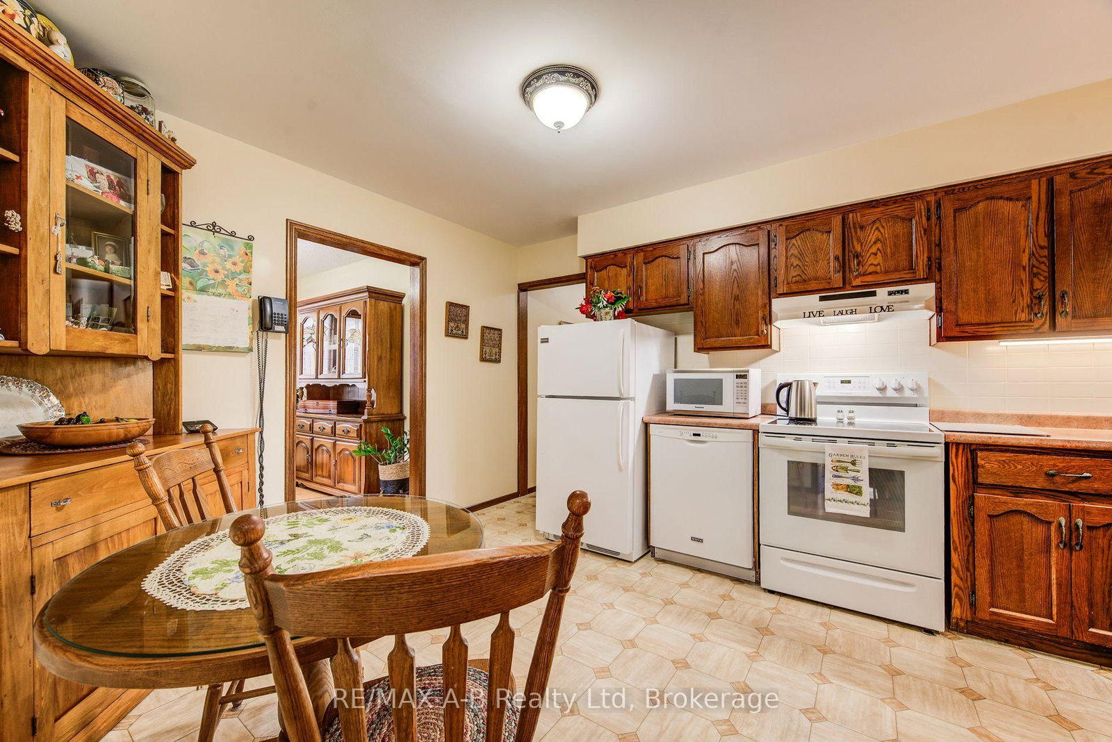 Listing Image 15